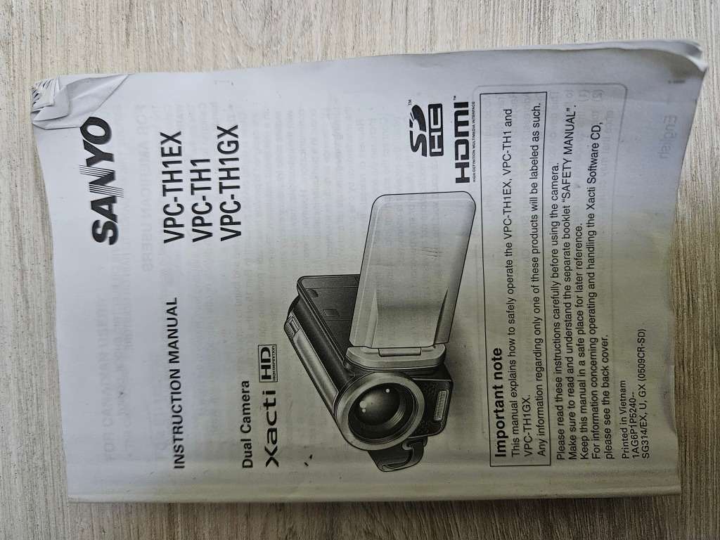 Sanyo Xacti Dual Camera