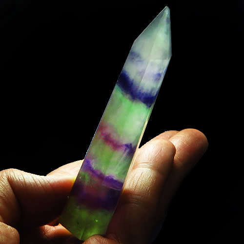 Fluorite wand 246.7 Ct (87 x 17 x 15 mm)