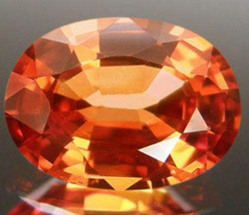 GORGEOUS ORANGE SAPPHIRE (1.00Ct)