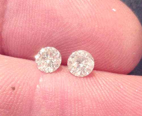 JUST JEWELS - DIAMOND PAIR  (Cape Yellow  VS2/SI1   - 0.52 TCt)