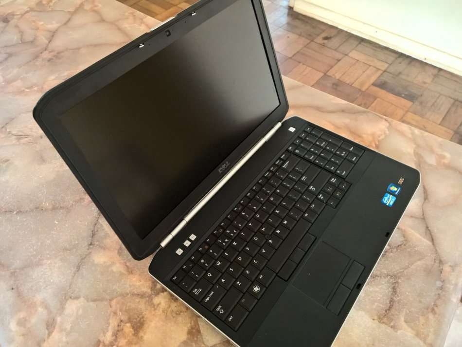 Dell Latitude E5520 - Core i7, 8GB RAM, 256GB SSD, Extended Battery, Full HD