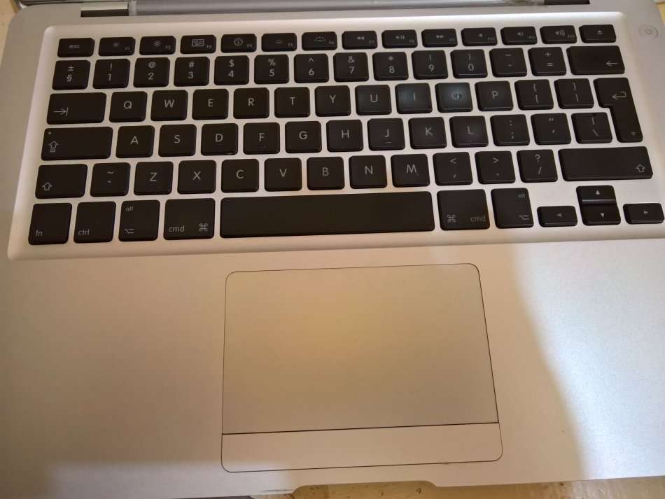 MacBook Air "Core 2 Duo" 1.6 GHz 13"