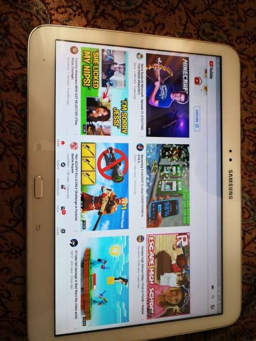 Samsung Galaxy Tablet 10.1" P5200 Tablet - 3G