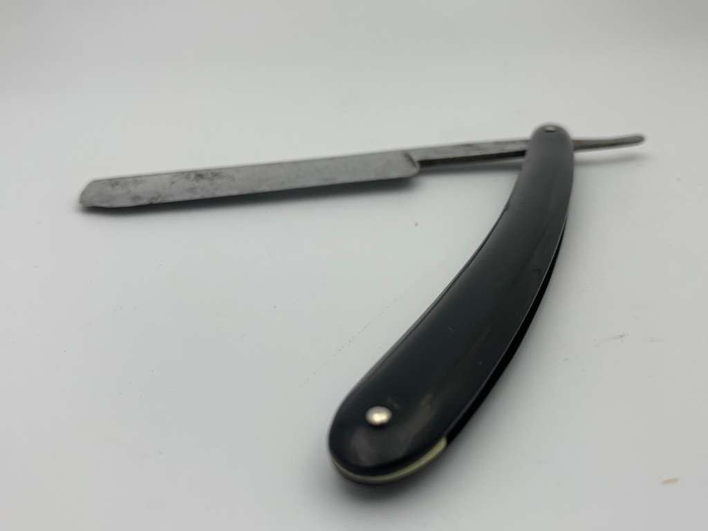 Rare Antique Wald Solingen 3083 German WWI Straight Gong Razor c.1918 - Collectible Piece