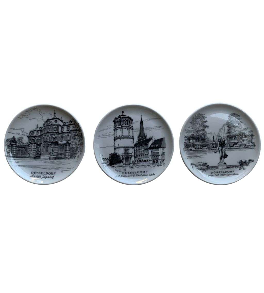 3 Düsseldorf Schloss Jagerhof Porcelain Mini Decoration Plates - GEGR 1849 UHLENHORST