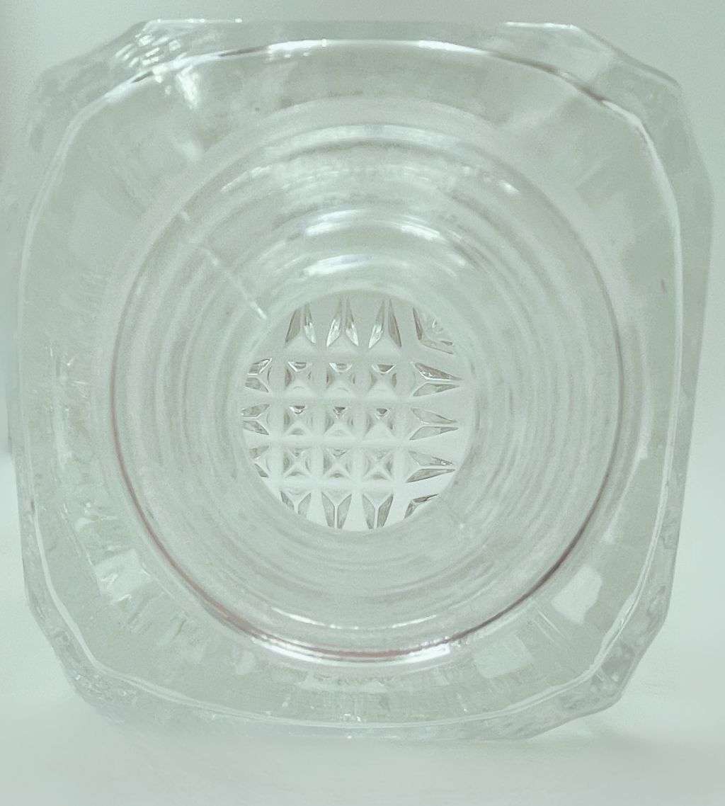 Vintage Clear Glass Whiskey Decanter with Stopper - Vertical Lines Diamond Design