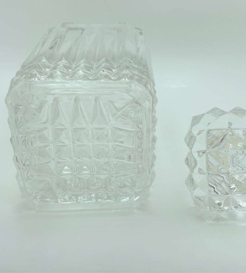 Vintage Clear Glass Whiskey Decanter with Stopper - Vertical Lines Diamond Design