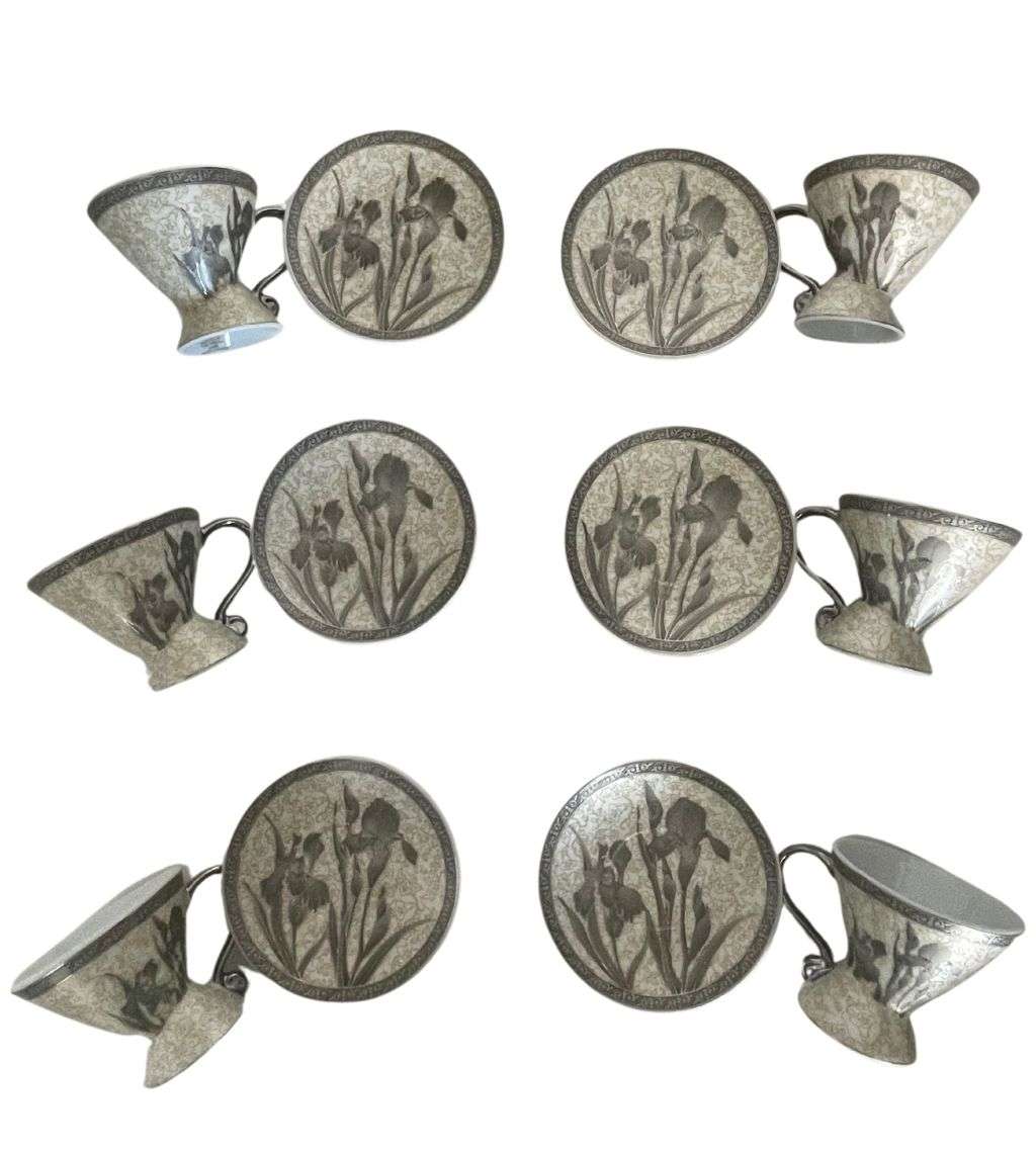 Reduced! -12-Piece Vintage Yamasen Gold Collection Espresso Cups and Saucers - Fine Porcelain, 24K