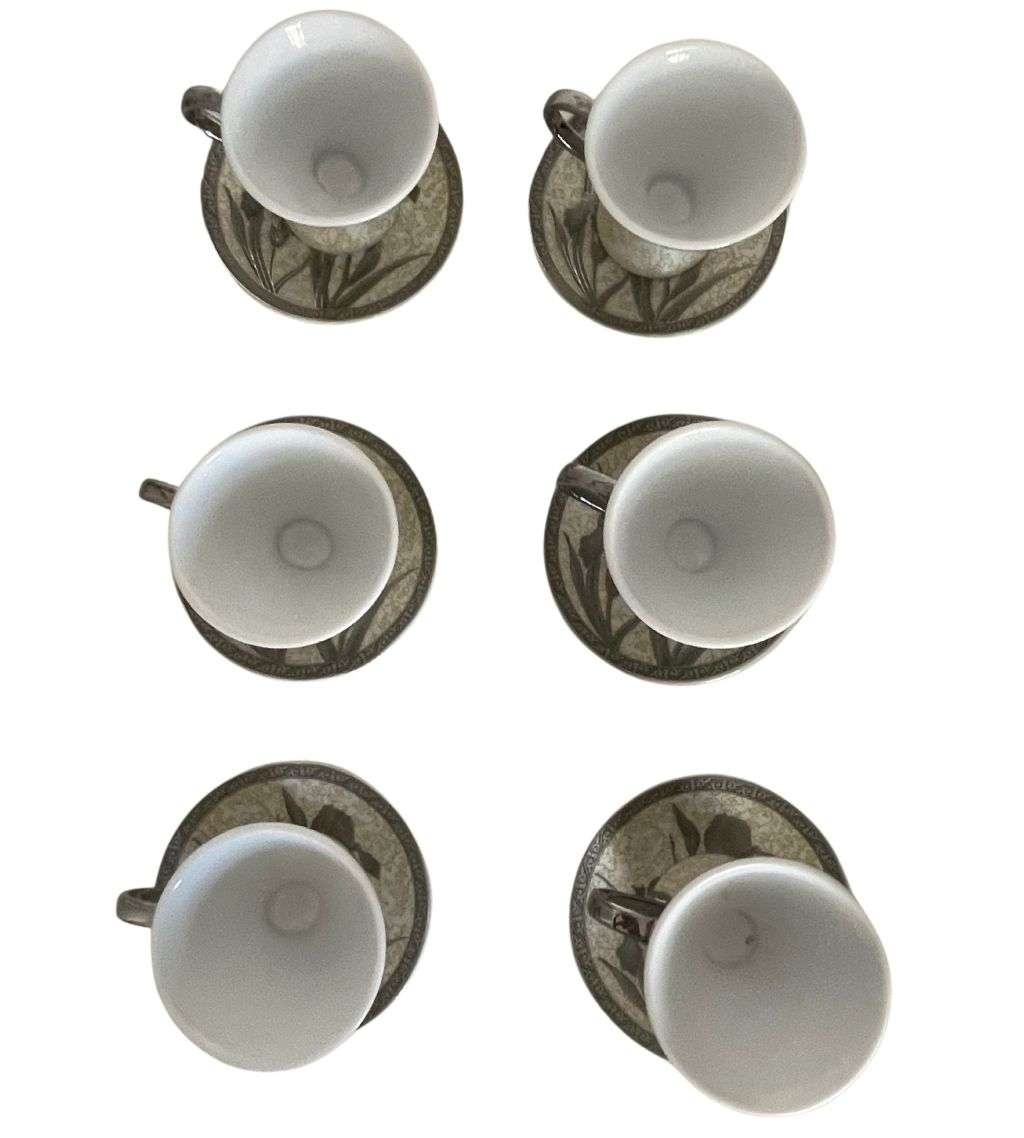 Reduced! -12-Piece Vintage Yamasen Gold Collection Espresso Cups and Saucers - Fine Porcelain, 24K