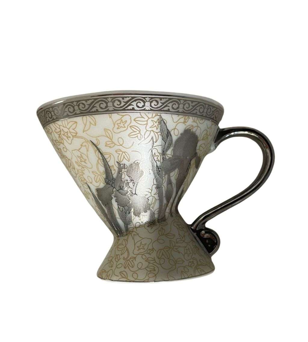 Reduced! -12-Piece Vintage Yamasen Gold Collection Espresso Cups and Saucers - Fine Porcelain, 24K