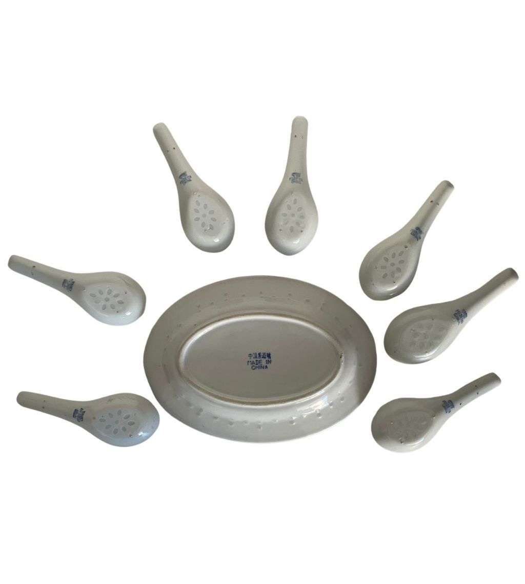 8-Piece Vintage Chinese Porcelain Set - Blue Dragon Motif Spoons & Small Oval Platter