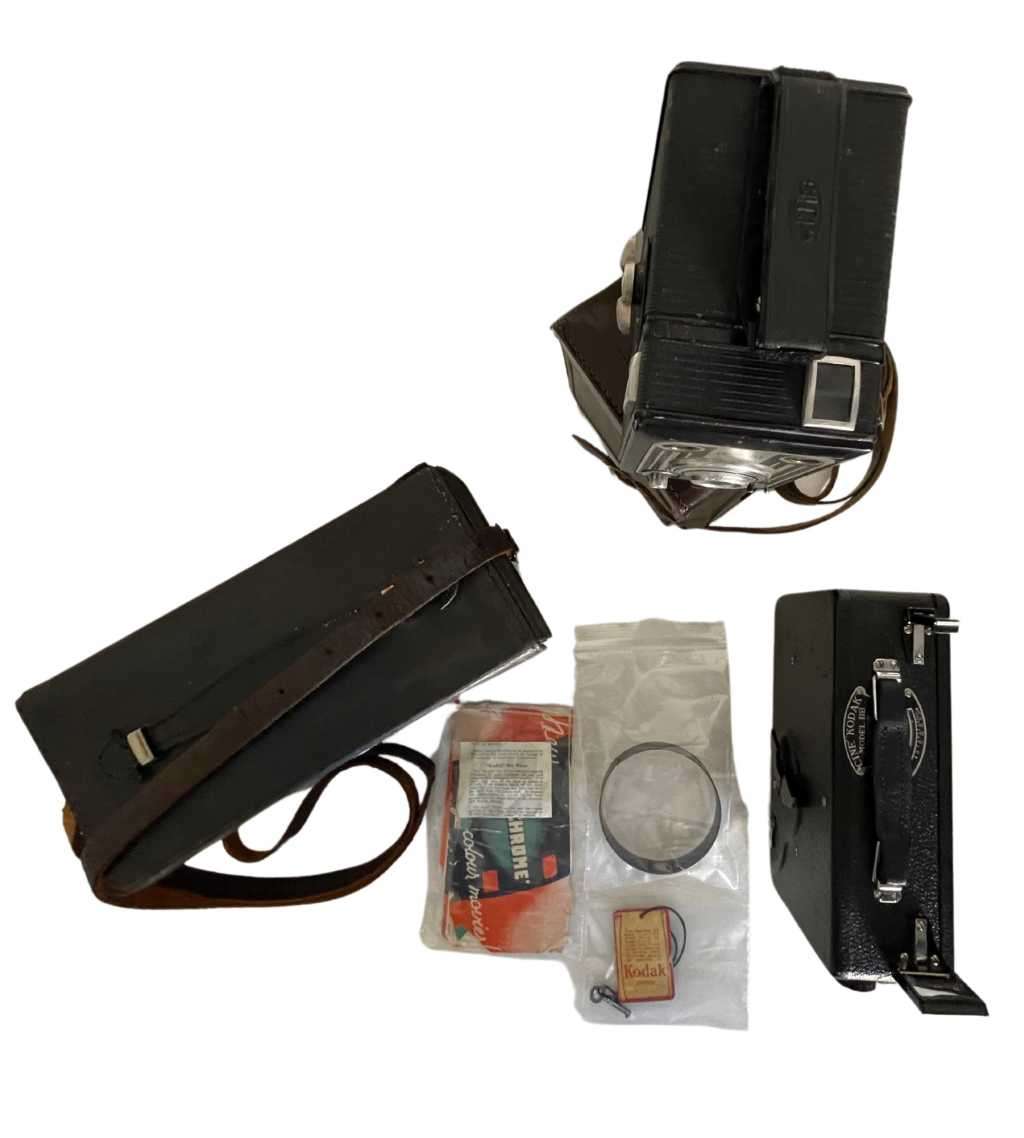Vintage 1930s CINE Kodak Model BB Junior 16mm Film Camera & Bilora Blitz-Box 120 Film Camera 1948