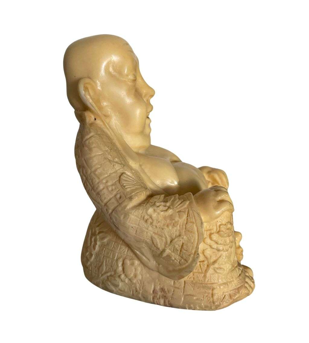 20th Century Resin Sitting Buddha Statue, Ivory Color, 13cm High - Antique Meditation Pose