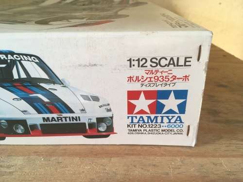 TAMIYA MARTINI PORSCHE 935 TURBO 1:12 IDENTICAL SCALE MODEL KIT (UNBUILT)
