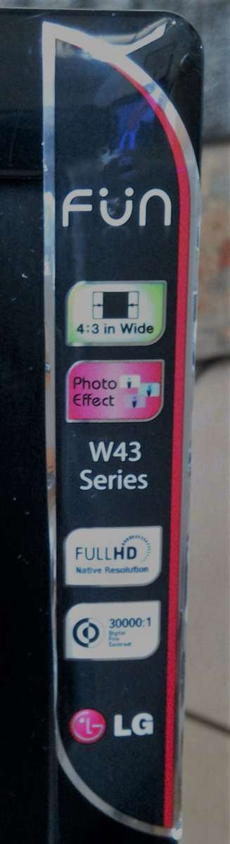 LG Flatron W43 Series Widescreen LCD Monitor