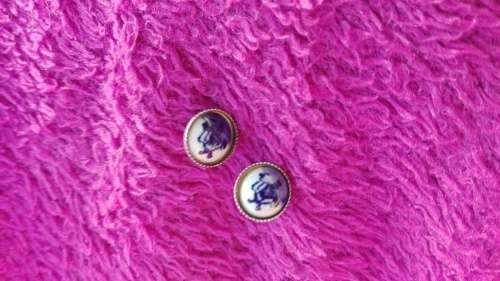 Blue delft stud earrings