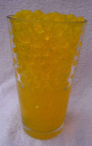 1 LITRE GOLDEN YELLOW CRYSTAL WATER BEADS