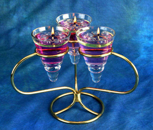 MAGICAL FLOATING FLAMES