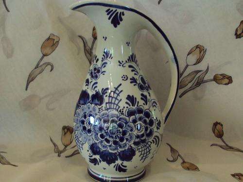 DELFTS  WATER JUG