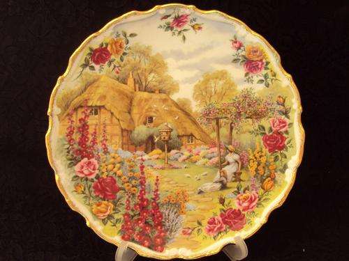 ROYAL ALBERT  TRANQUIL GARDEN