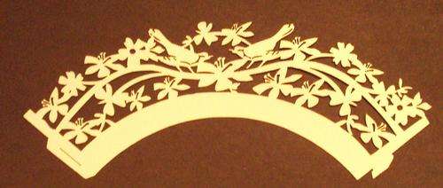 12 CUPCAKE WRAPPERS WHITE