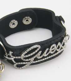 Leather GUESS Elegant bracelet
