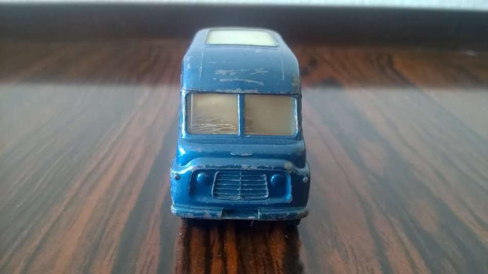 Commer Ice Cream Canteen No. 47 - 1:64 Lesney