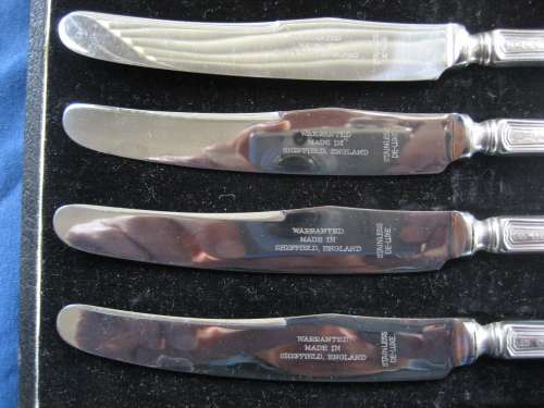 Sterling Silver Handled Set of 4 Dessert / Tea Knives 18 cm Emile Viner Sheffield 1940 Boxed