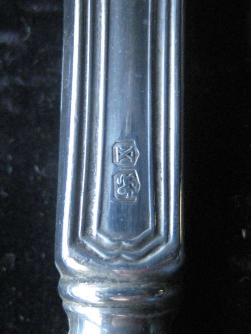 Sterling Silver Handled Set of 4 Dessert / Tea Knives 18 cm Emile Viner Sheffield 1940 Boxed