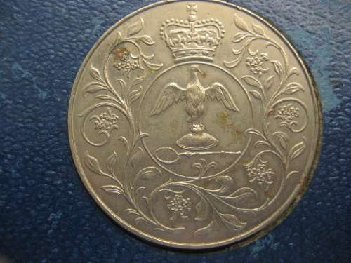 1977 Silver Jubilee, Crown