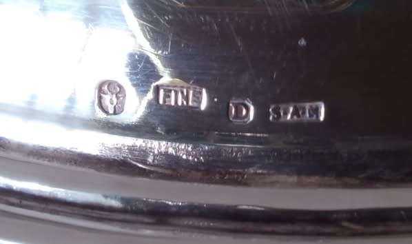 South African Mint Fine (99.9%) Silver Dish (195.5 gm) 1977 with R1 Coin Insert 1977