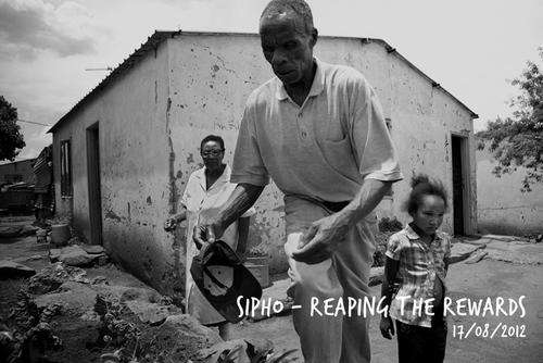 R30 buys him a moment that matters - Topsy Moment #3