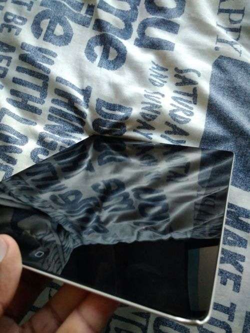 IPAD 2 64GIGS 3G\WIFI