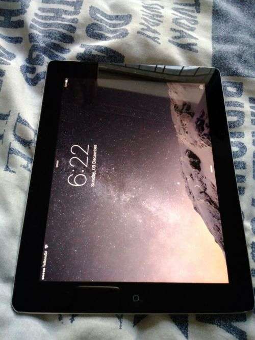 IPAD 2 64GIGS 3G\WIFI