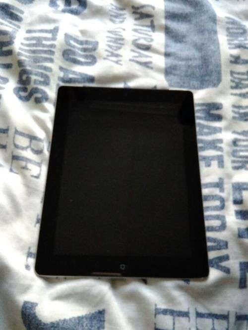 IPAD 2 64GIGS 3G\WIFI