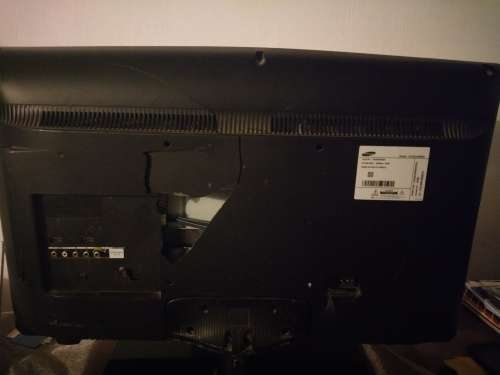 Samsung 32 Inch LCD TV *READ*