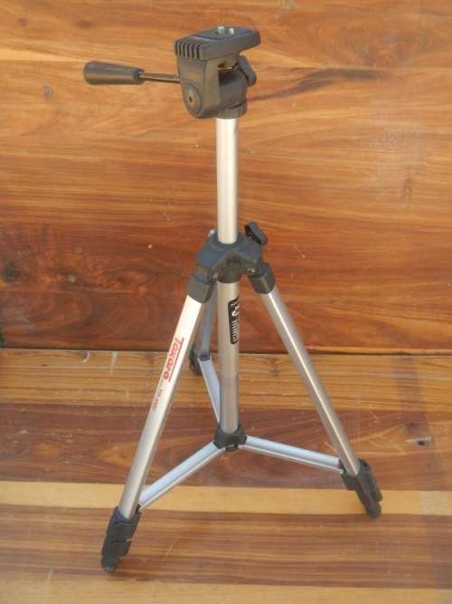 Takara TP 1000 tripod
