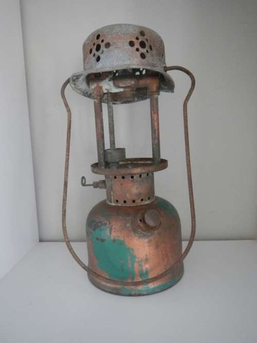 Coleman 241 G Kerosene lantern for spares or display
