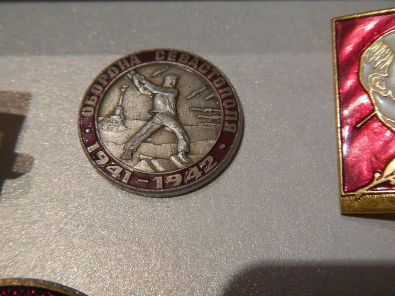 Soviet Russian badges - Lot 2