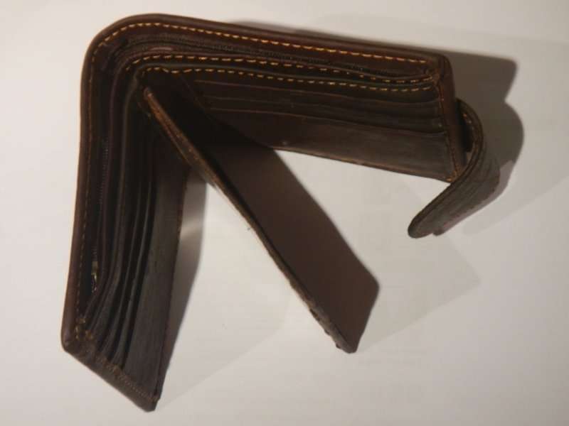 Genuine leather LEE wallet