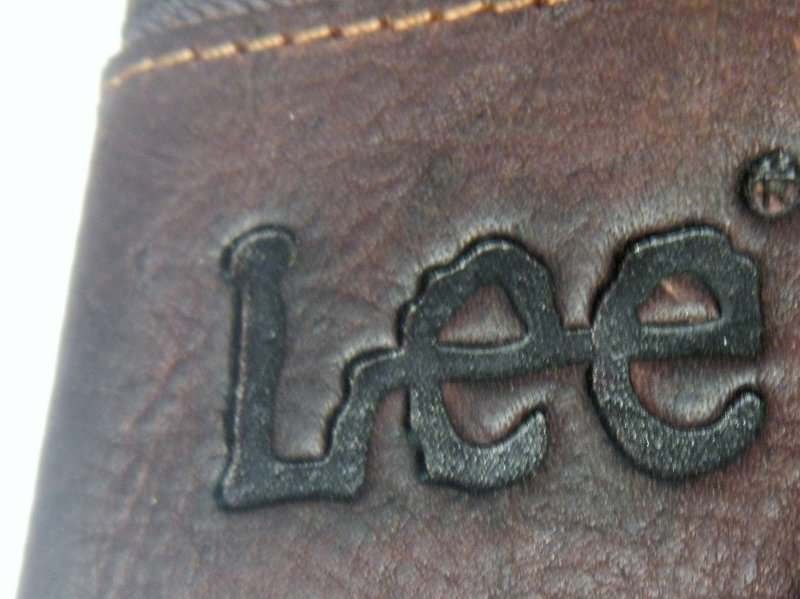 Genuine leather LEE wallet