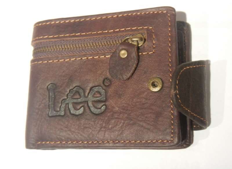 Genuine leather LEE wallet