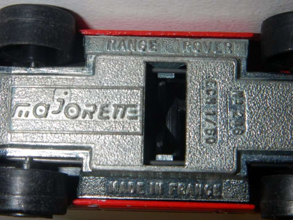 Majorette Range Rover fire truck