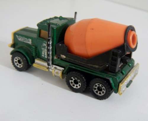Matchbox Peterbilt cement truck