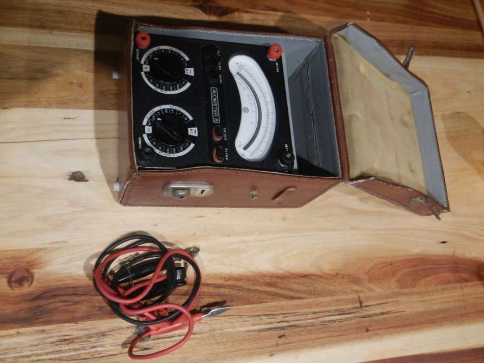 AVOMETER MODEL 8 Mark V