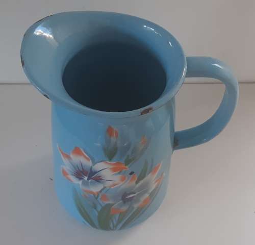 Enamel water pitcher