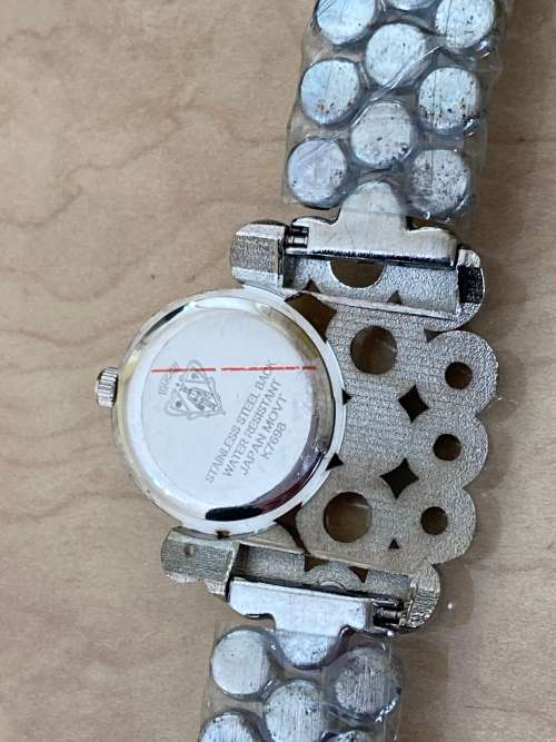 GUCCI WATCH AND PERFUME SET