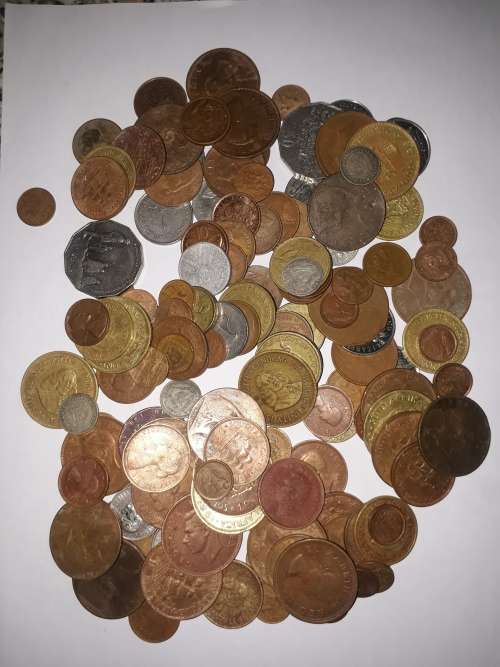 Lot of 140 coins