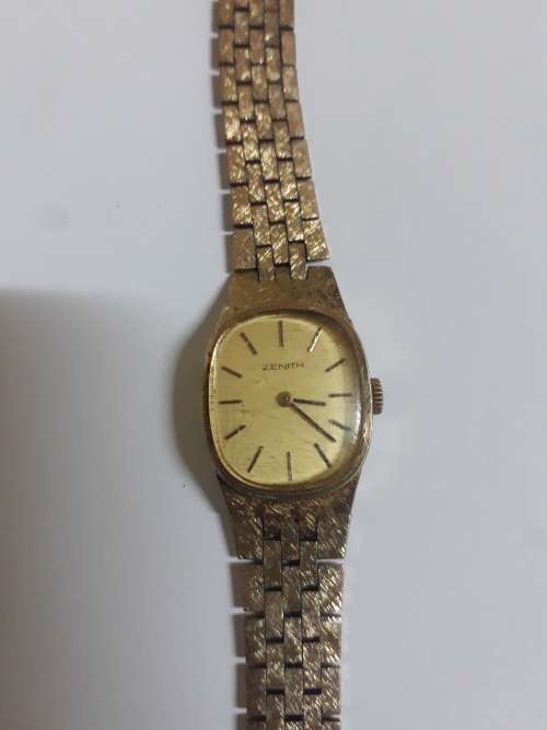 Vintage Zenith wind up watch.
