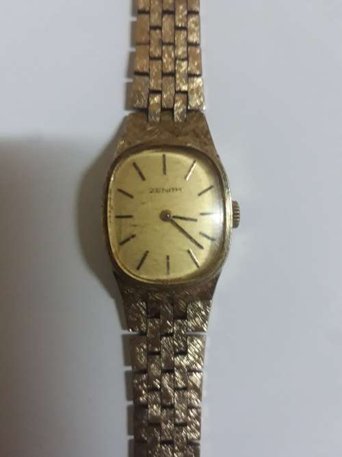 Vintage Zenith wind up watch.